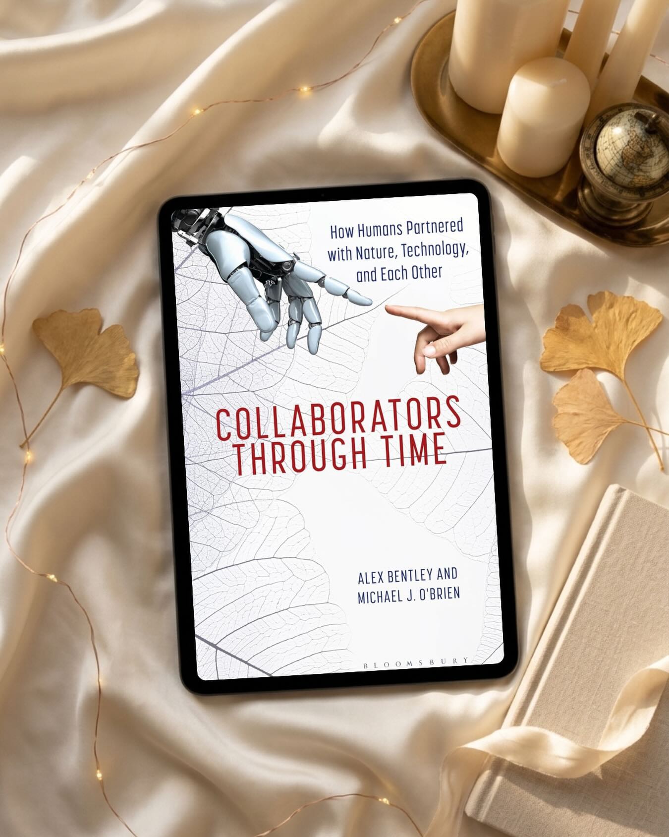 snehasbookshelf Facebook ad: ᥫ᭡. Review: Collaborators Through Time
