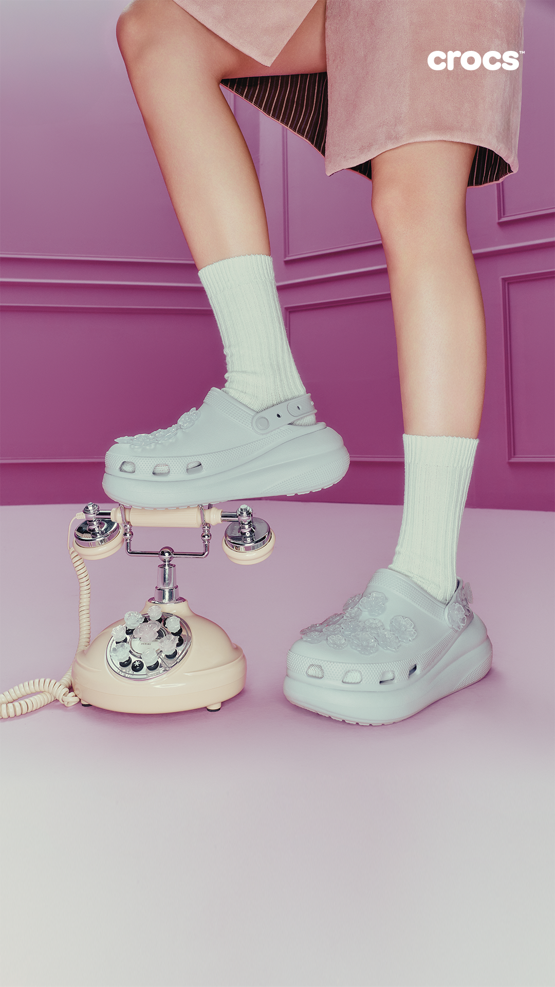 Crocs Facebook ad from Feb 1, 2026
