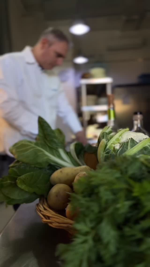 Cellers Avgvstvs Forvm Facebook ad: Coneixeu el nostre restaurant DEGVSTA?
