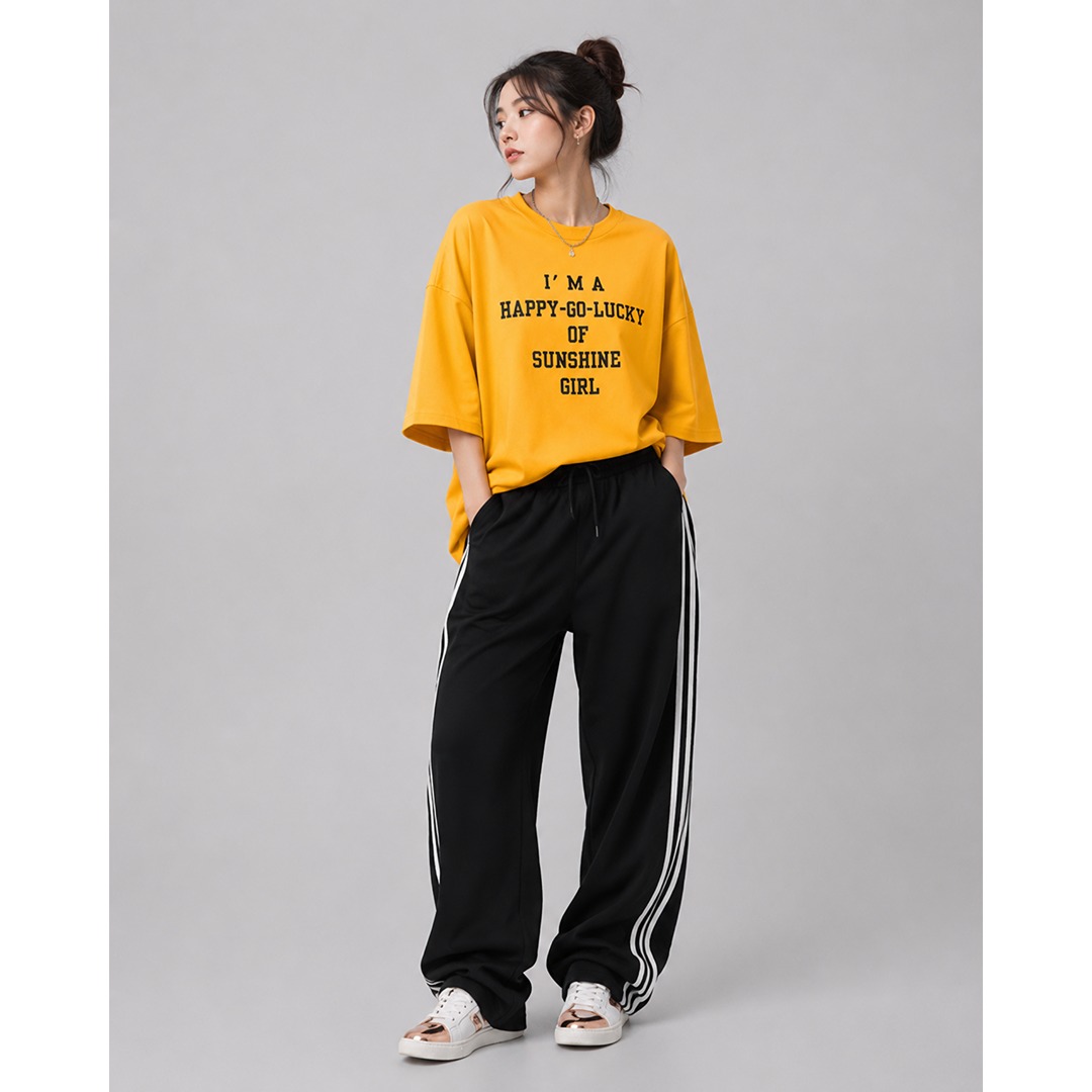 Artxtra Facebook ad: Premium fashion for women who know what they…
