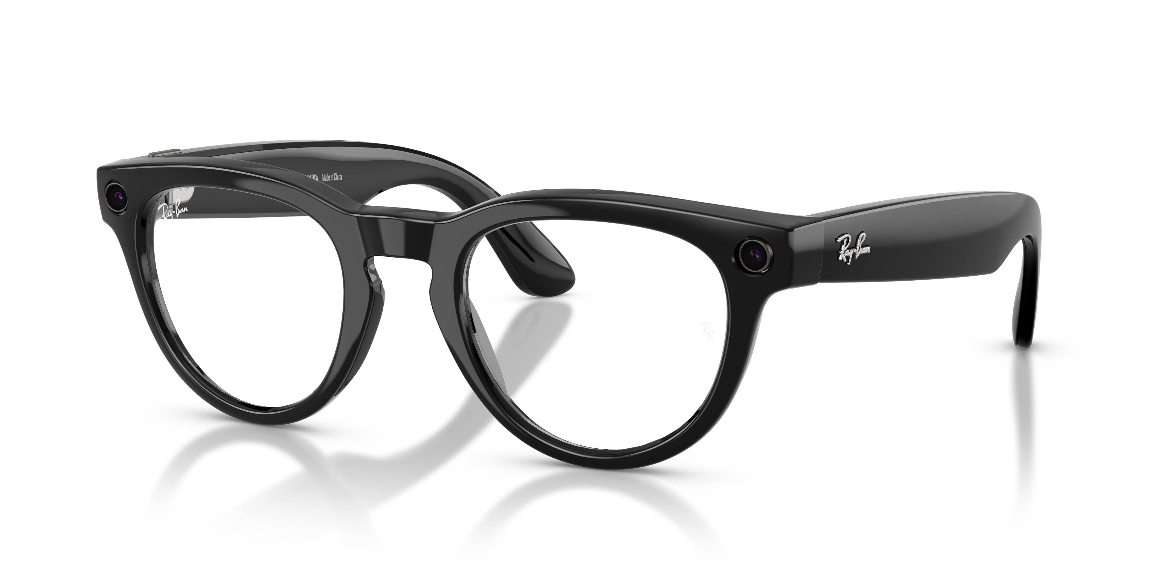 Ray-Ban Facebook ad