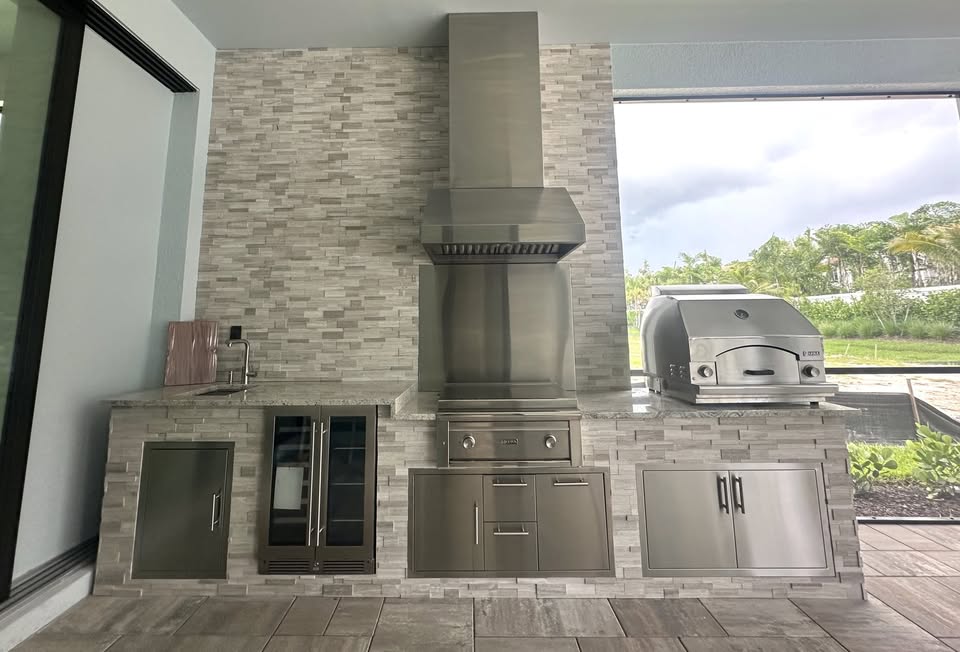 Outdoor Kitchens of SW Florida Facebook ad: Building the finest quality, Custom Outdoor Living Spaces…