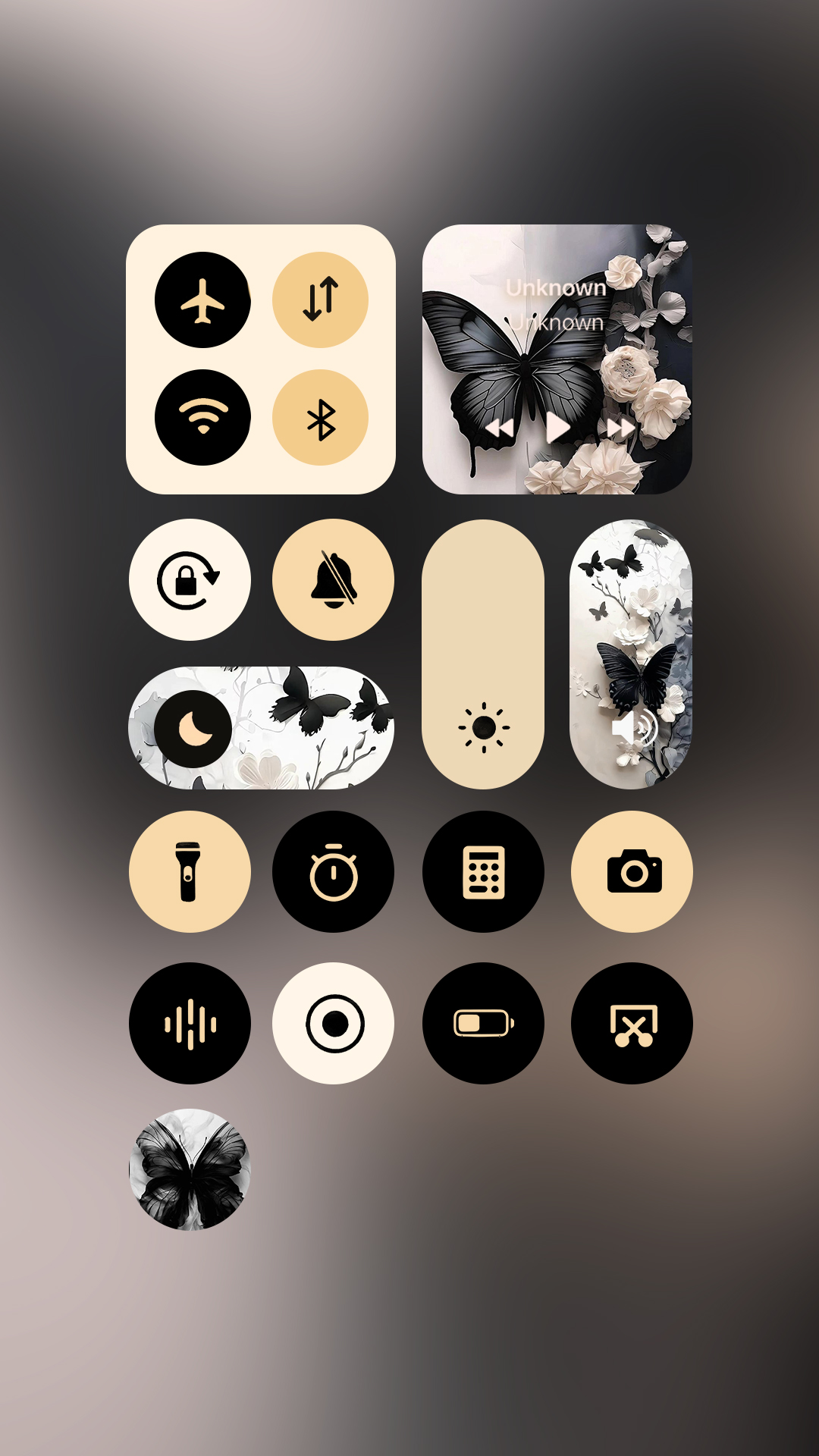 Personalize Pro Facebook ad: Make your control center unique