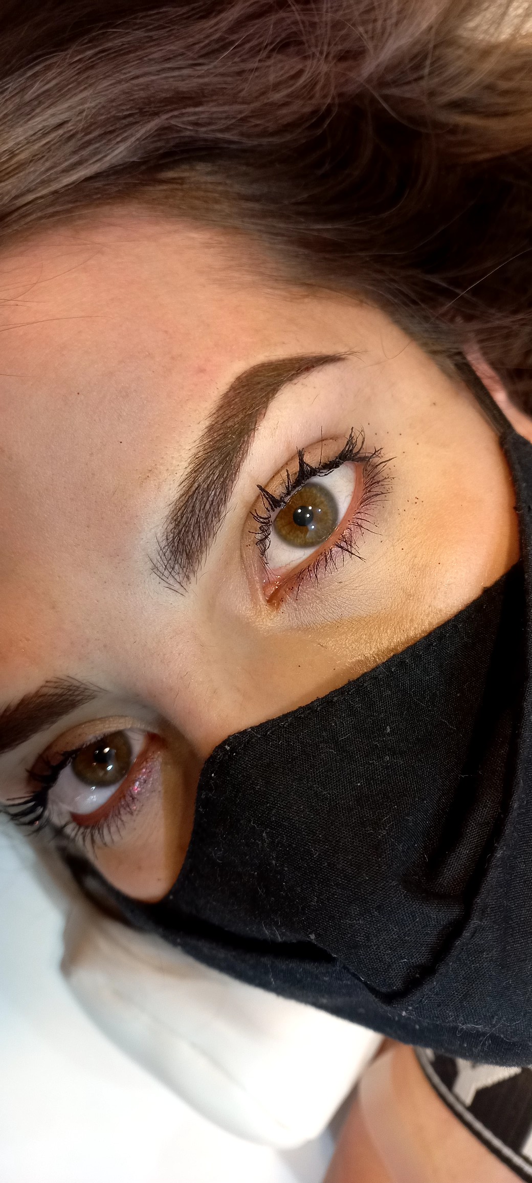 Microblading YulianaTorres Facebook ad: Miradas que enamoran cejas perfectas todo el día!