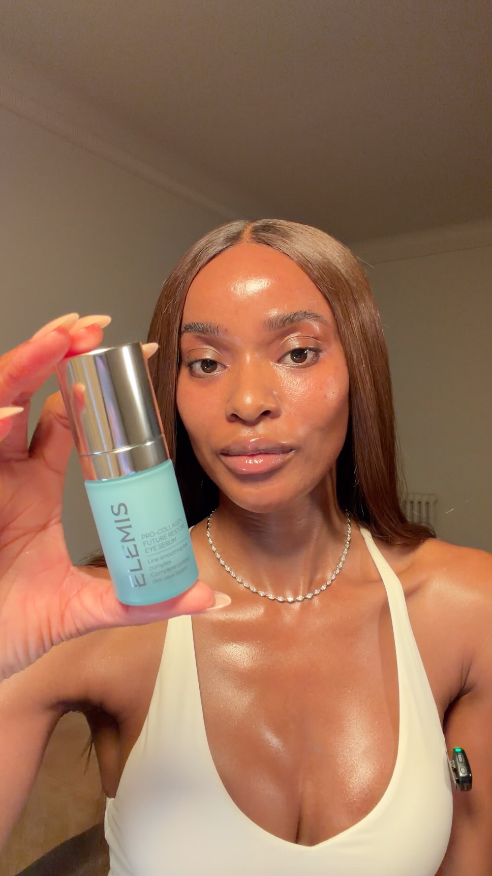 Elemis Facebook ad: girls I am tired of seeing you neglecting…