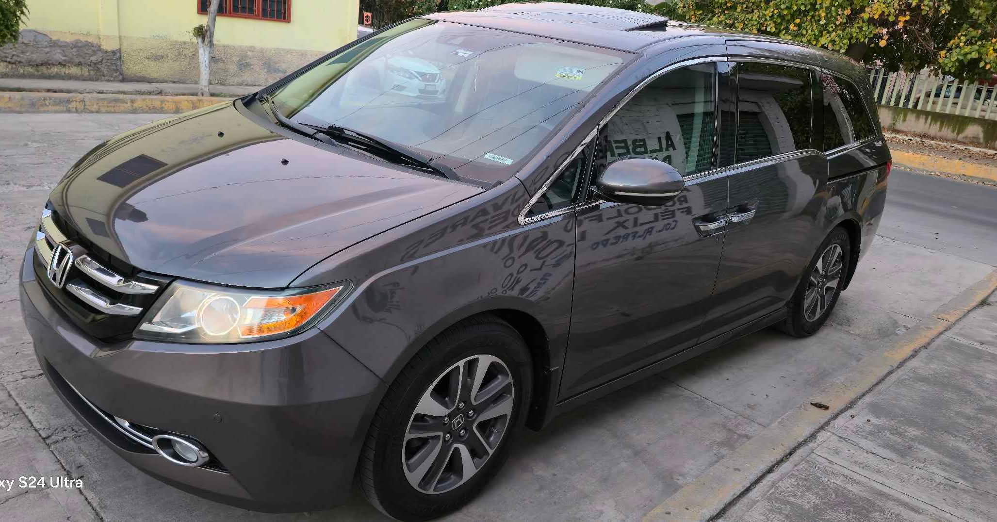 Chocks Rios Alvz Facebook ad: 2016 Honda Odyssey