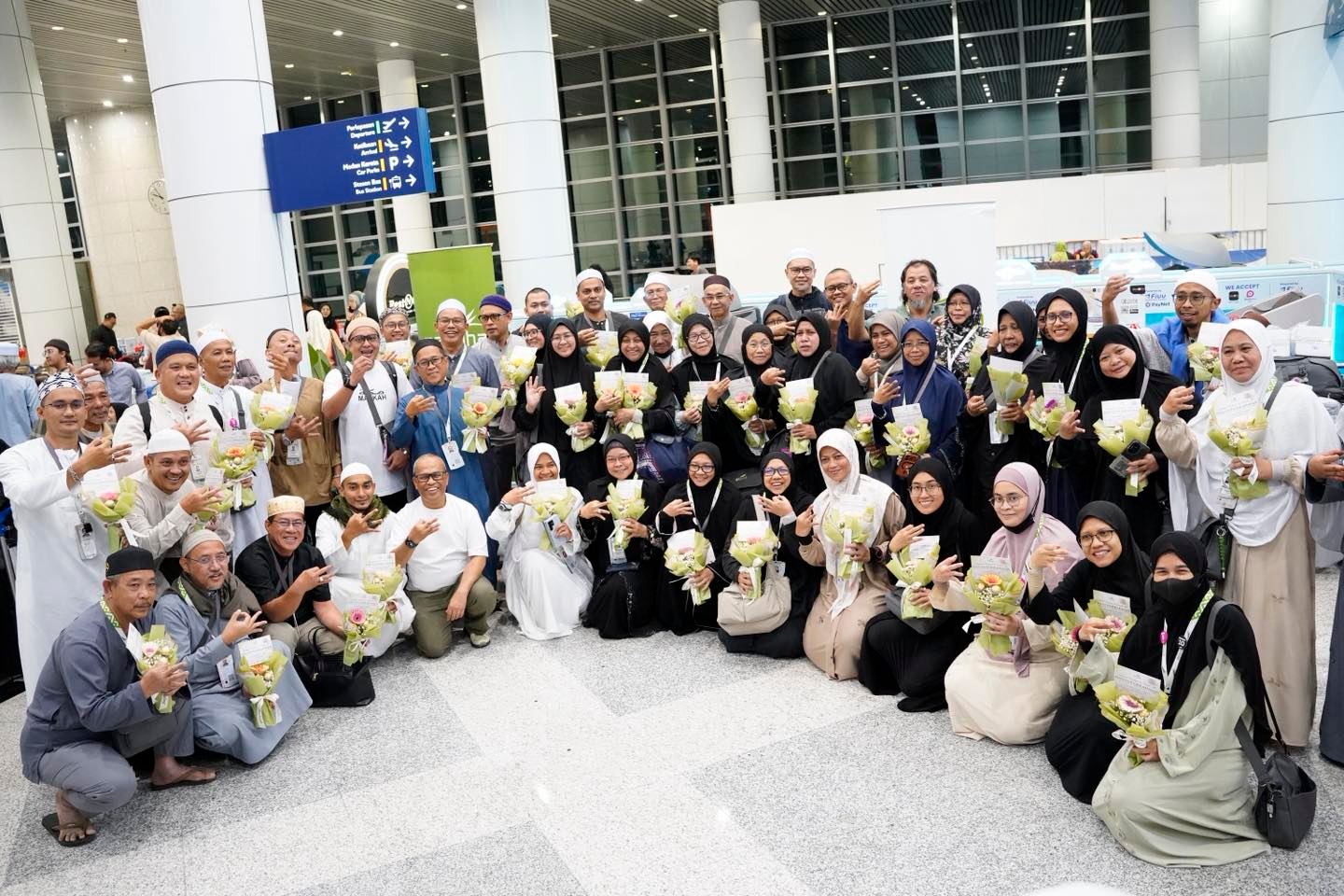 Az Zuha Group Travel & Tours Facebook ad