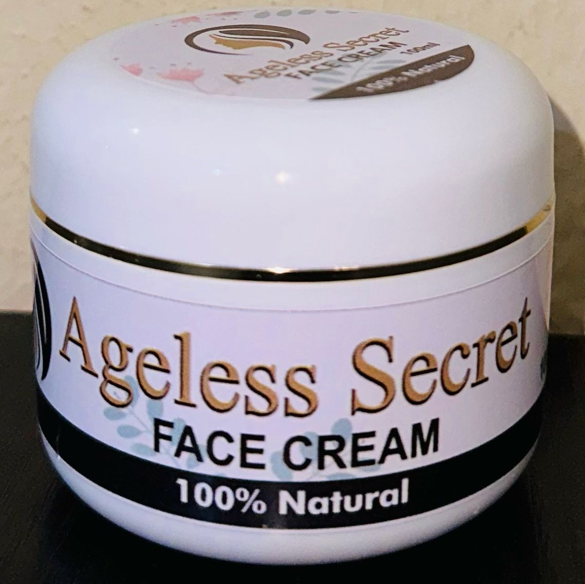 Ageless Secret Skincare Facebook ad: Go Natural! Its Amazing