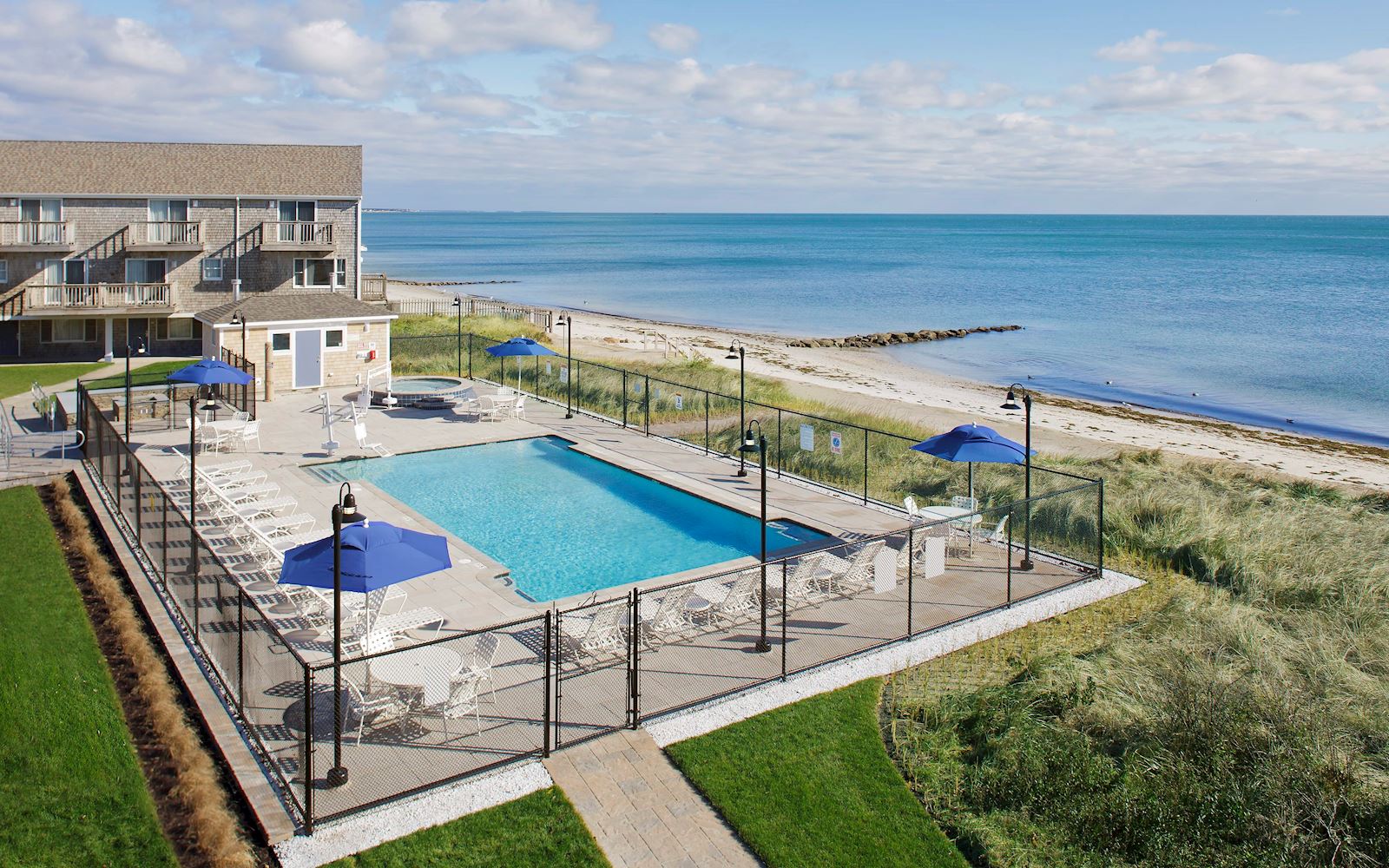 Ocean Mist Beach Hotel & Suites Facebook ad: Beachfront Bliss Starts Here