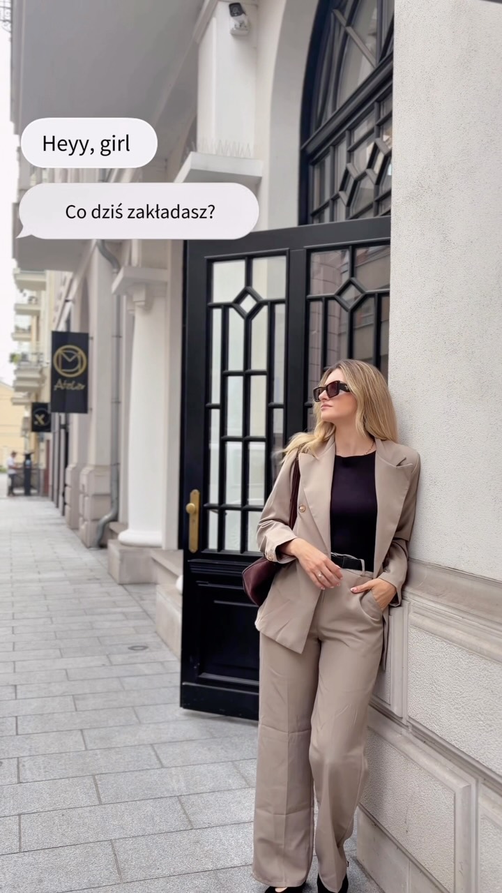 Barwne Stylizacje Facebook ad: Jesteście ten jeansy czy full garnitur?