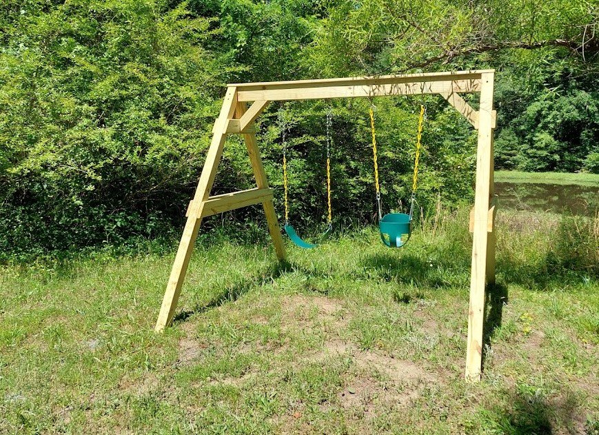Jeremy Seth Saffir Facebook ad: Classic Garden Swingset