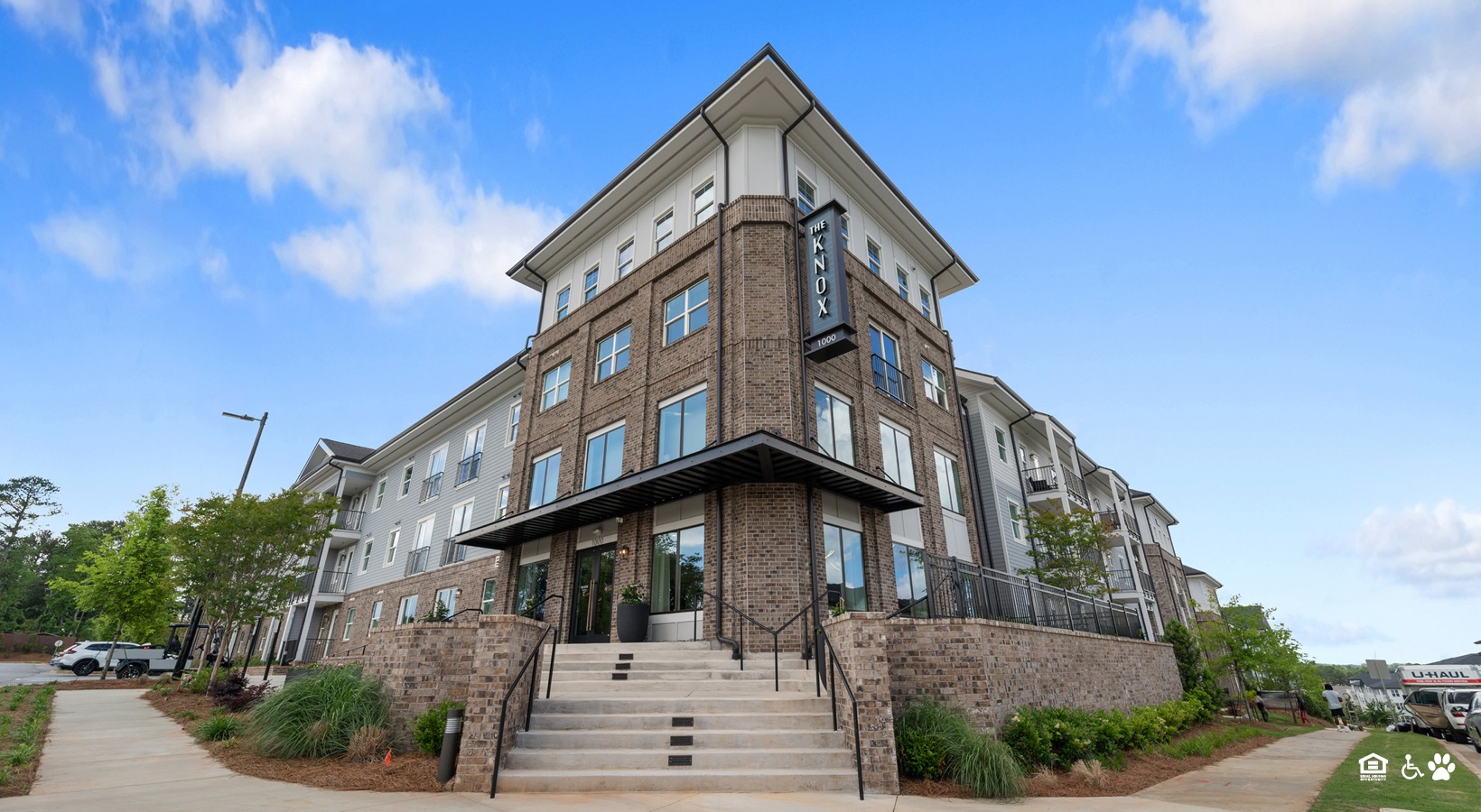 The Knox Facebook ad: Apts. For Rent in Acworth