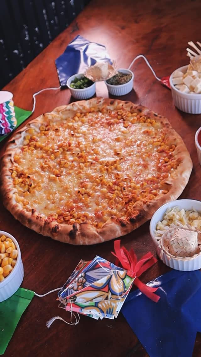City Pizza Delivery Facebook ad: No São João da City Pizza o sabor…