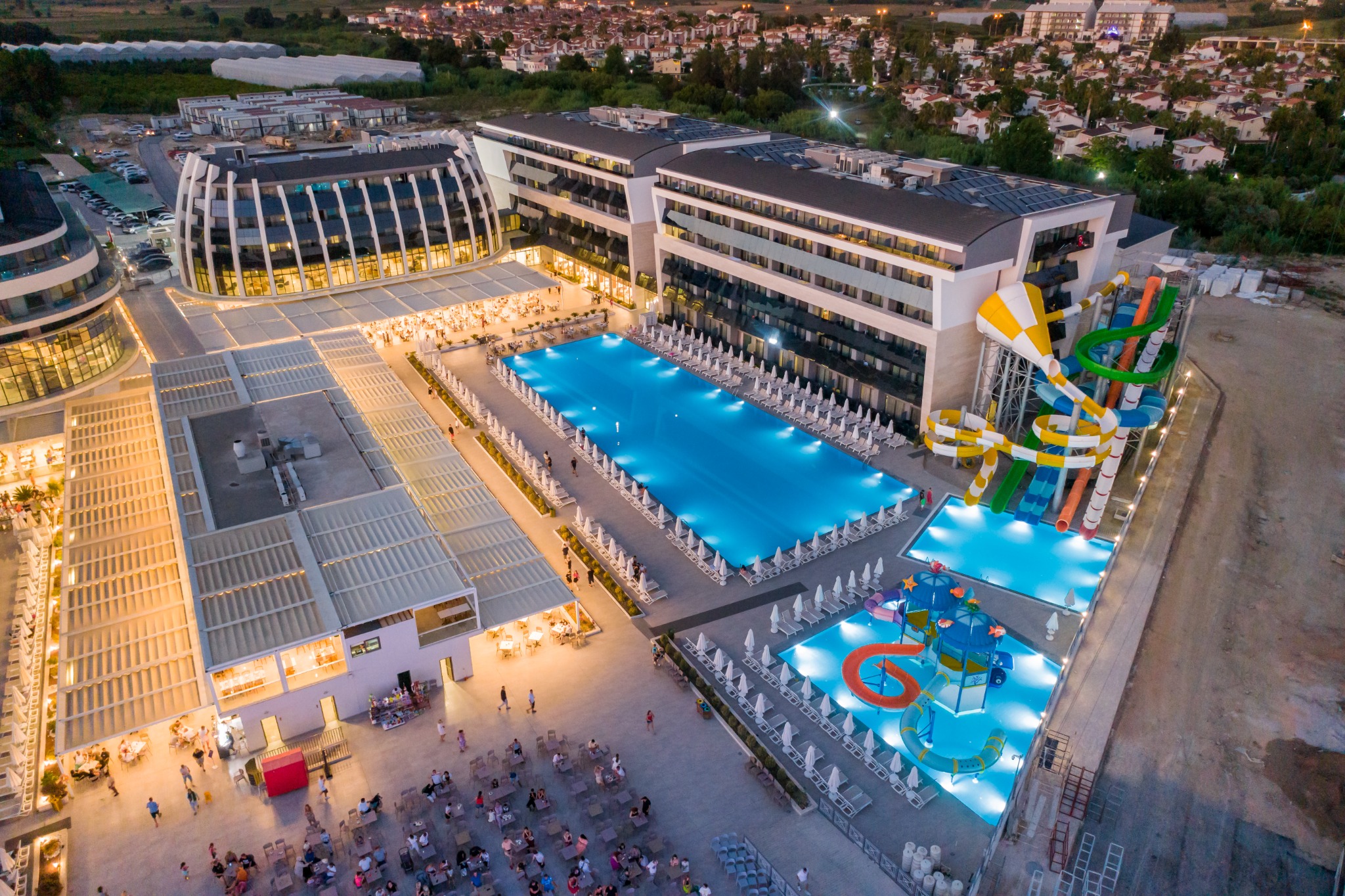 Victory Volare Hotel Facebook ad