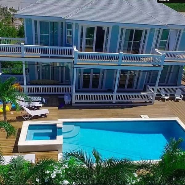 Vrbo Facebook ad