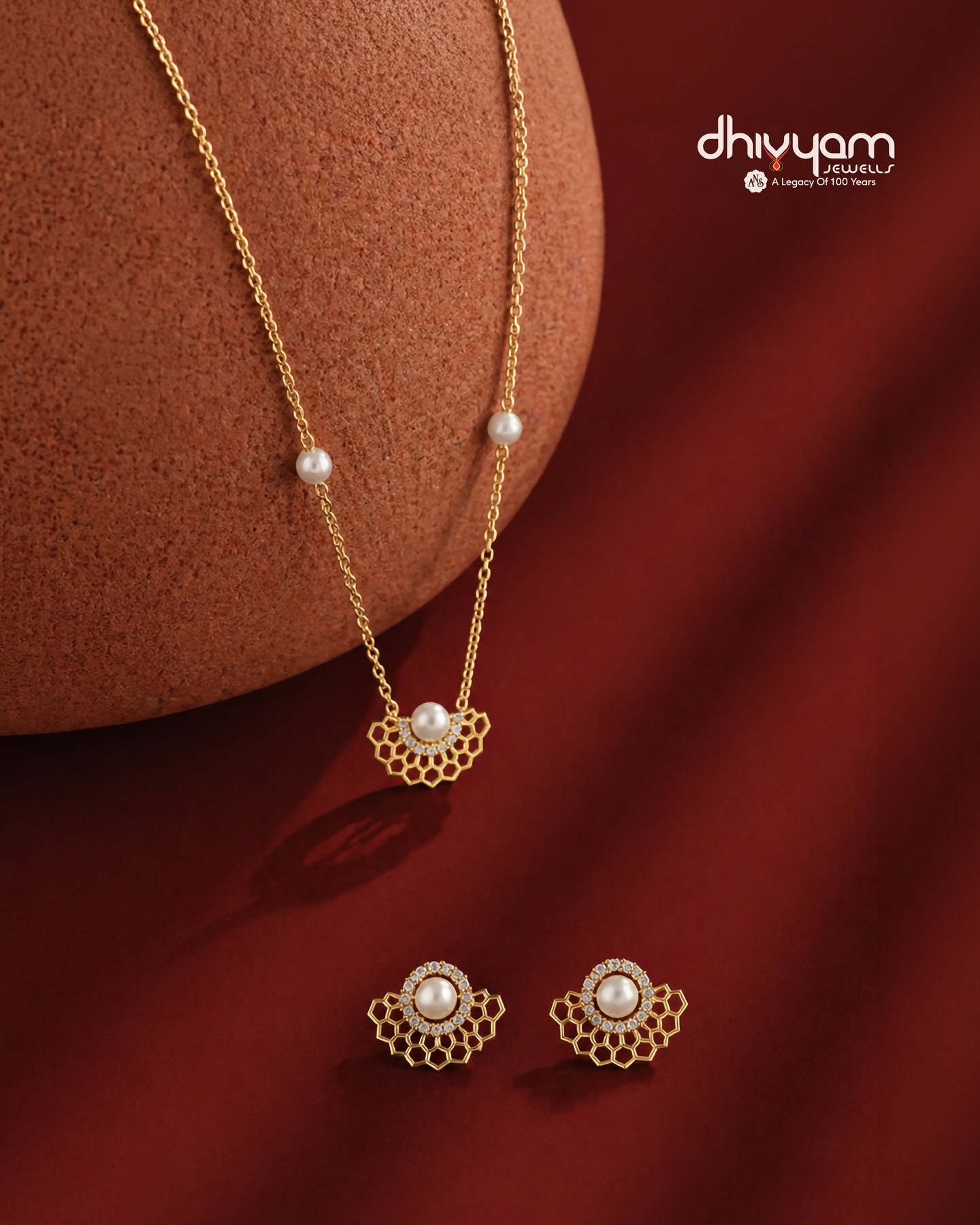 ANS Dhivyam Jewels Facebook ad: Elegance, in its purest form.