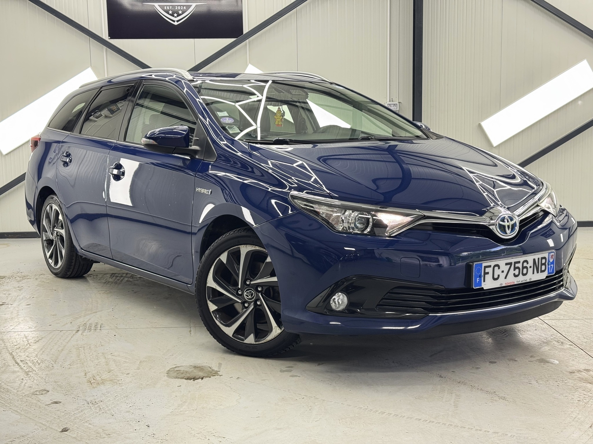 West Cars Auto - Rateautosh.ro Facebook ad