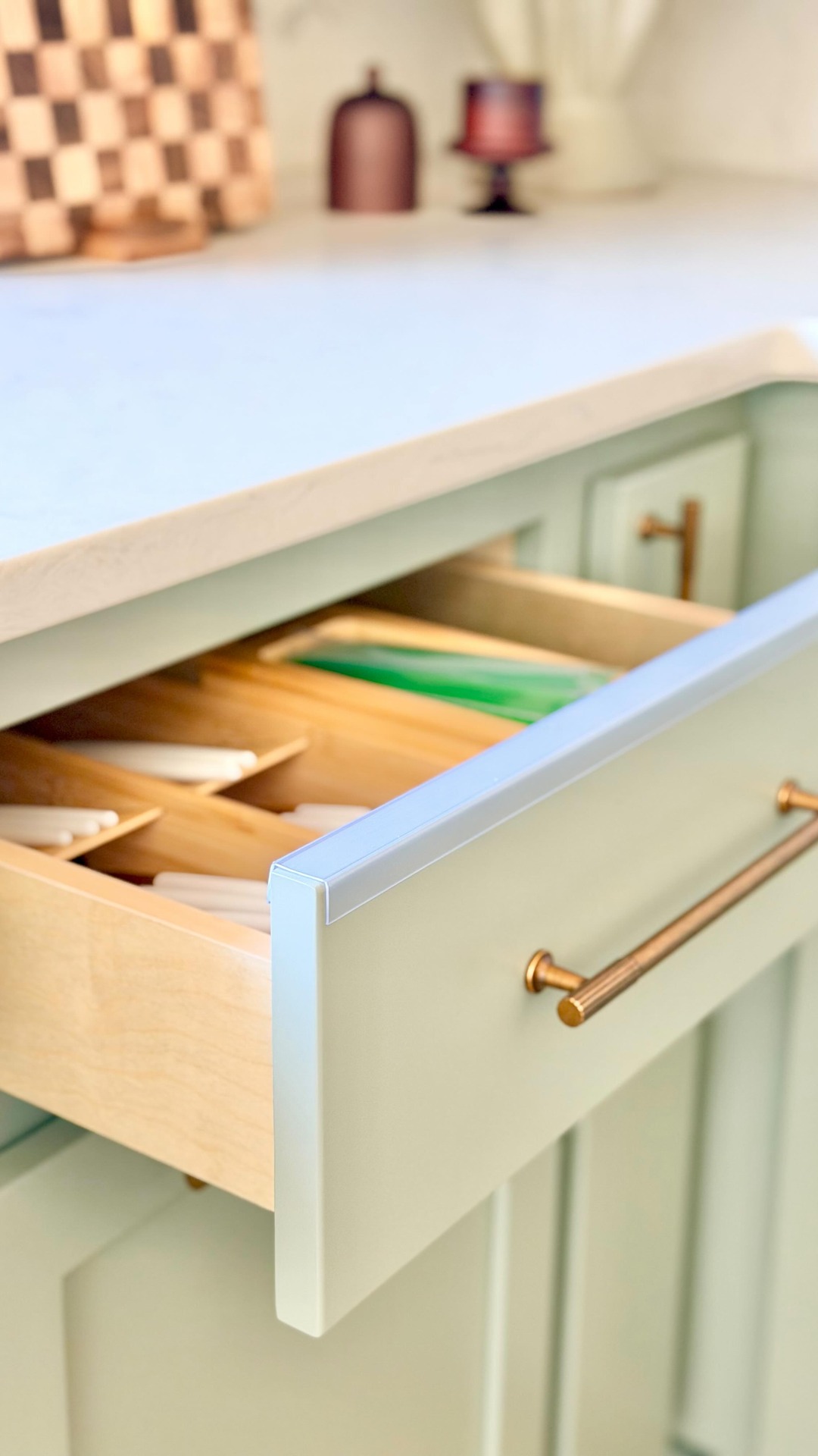 Everything Envy Facebook ad: Smart, subtle home hack