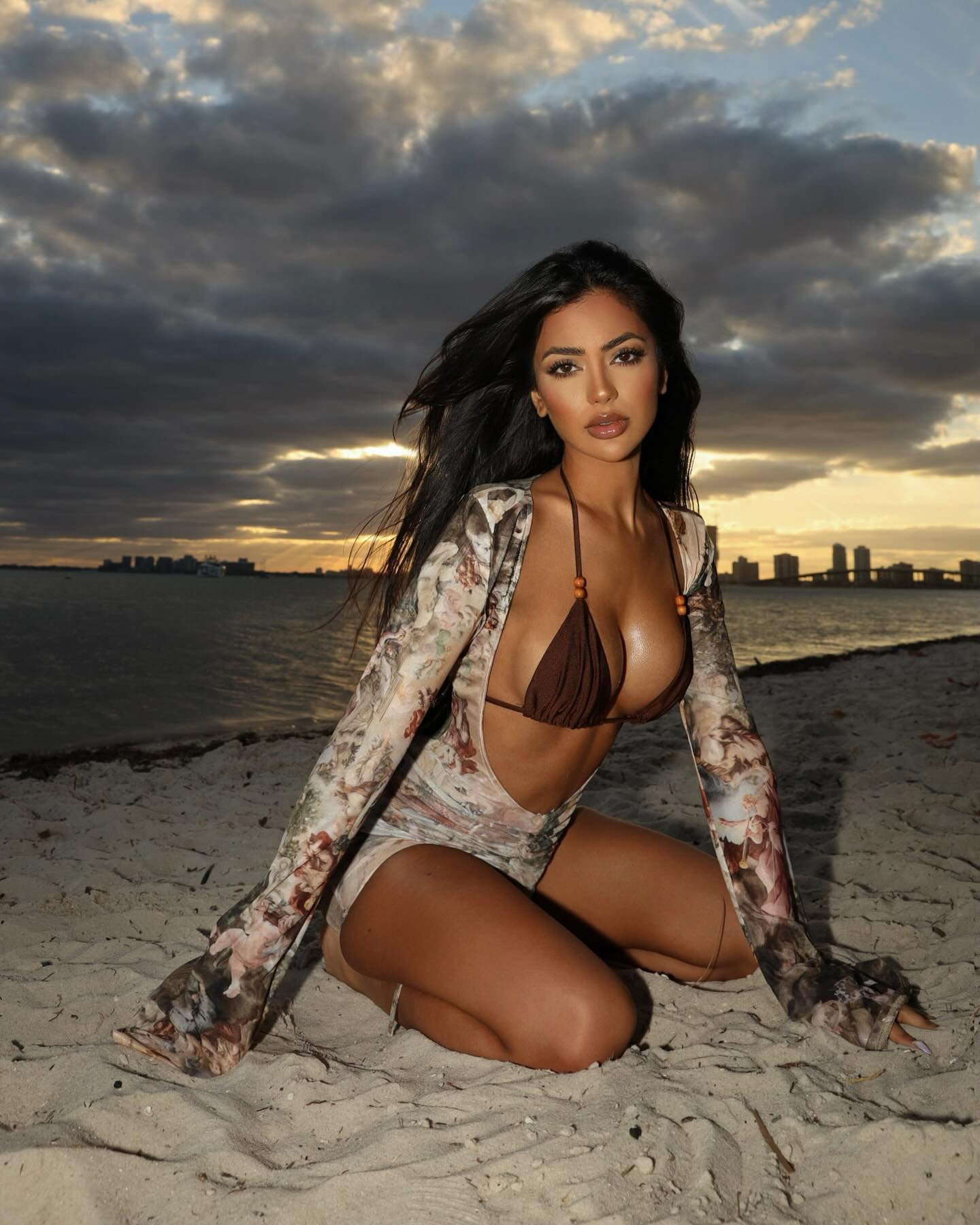Fashion Nova Facebook ad