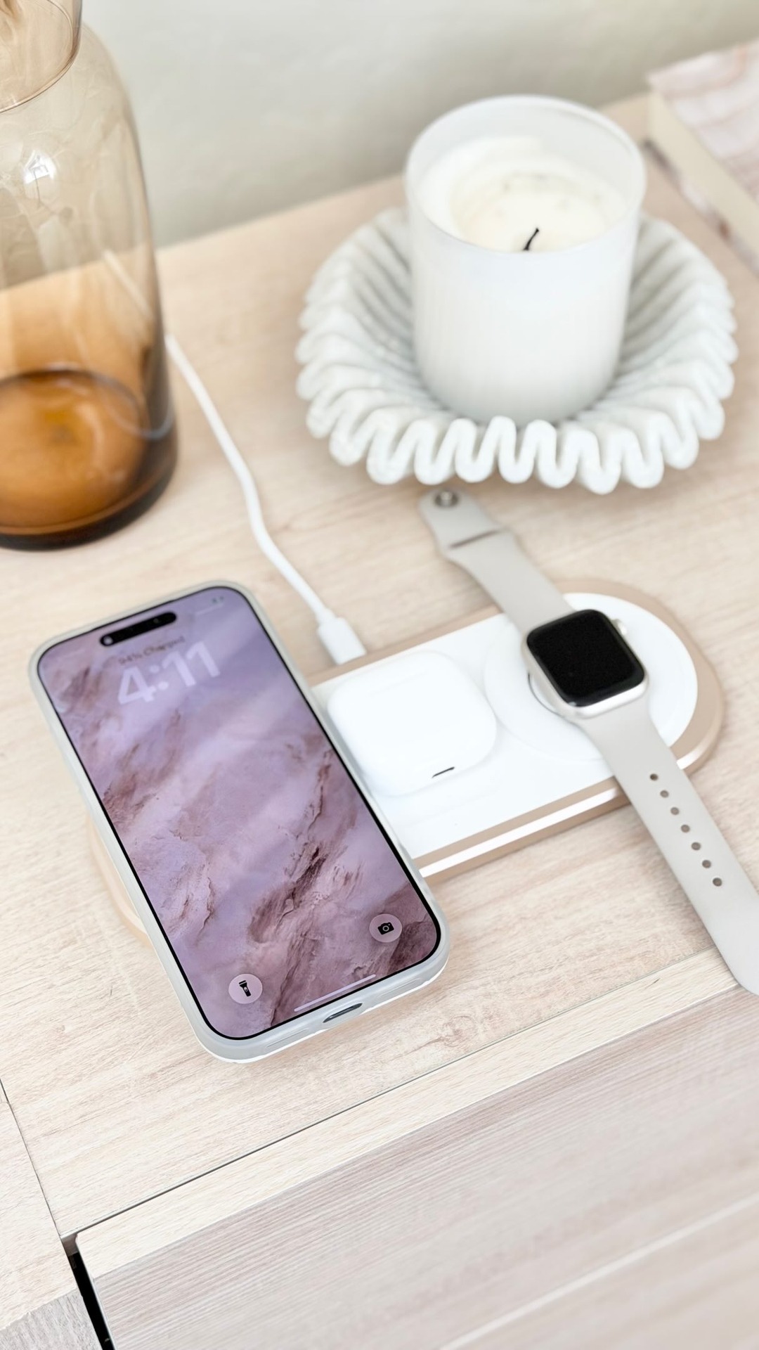 Everything Envy Facebook ad: Finally a charger that isn’t an eyesore