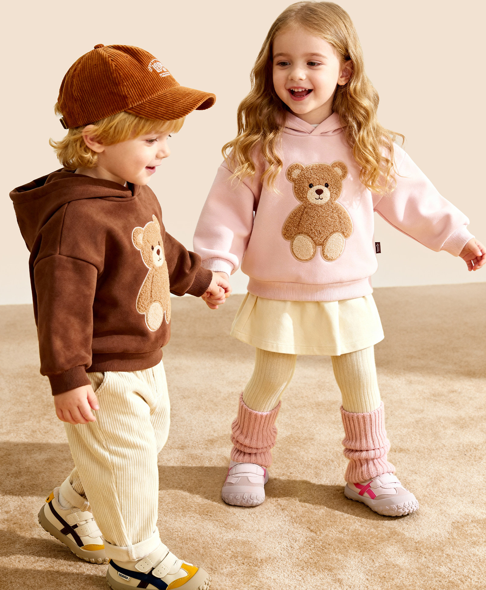 Ebmini - Kinder Barfußschuhe Facebook ad