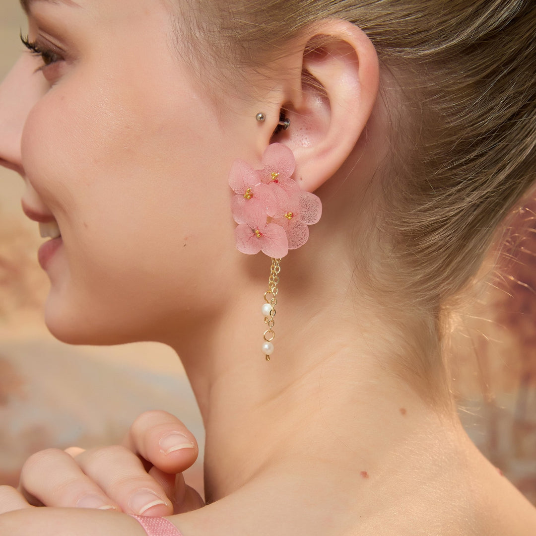 Jewelry Blossom Facebook ad