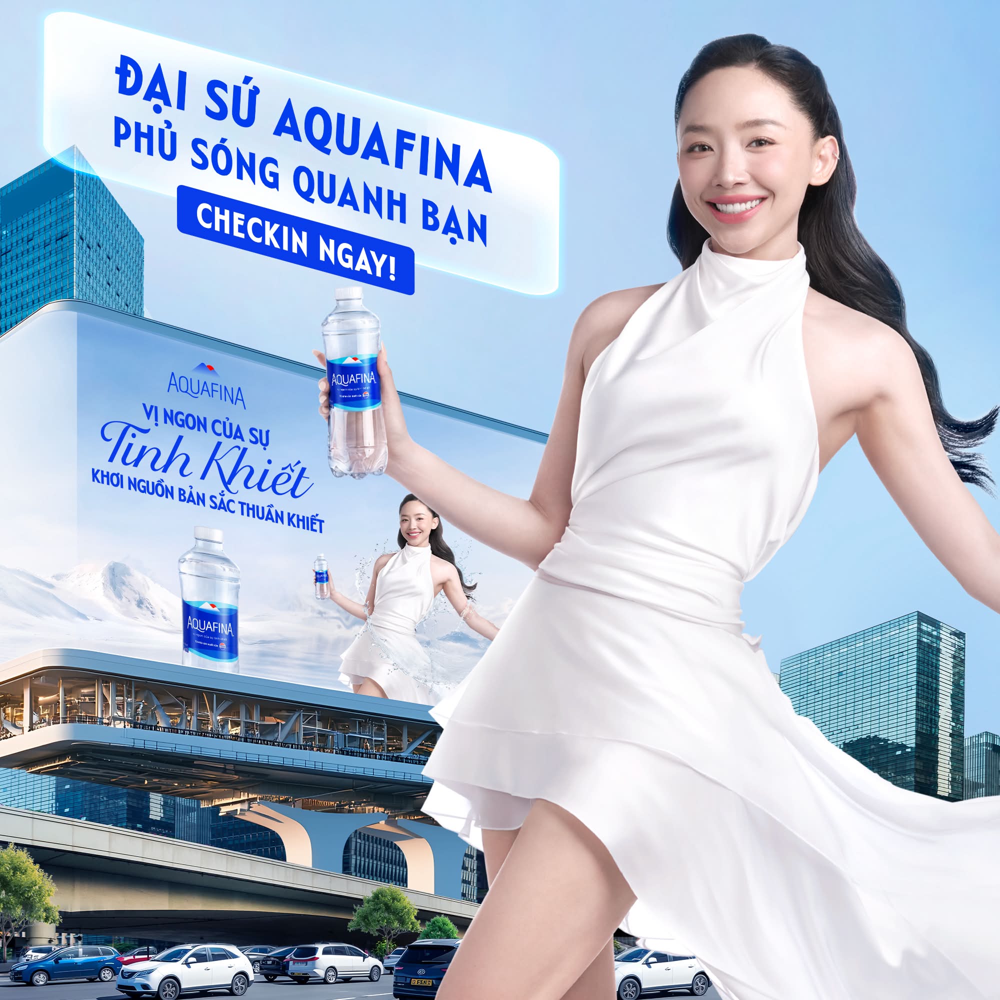 Aquafina Vietnam Facebook ad: WALK TỪ SÀN RUNWAY XUỐNG PHỐ