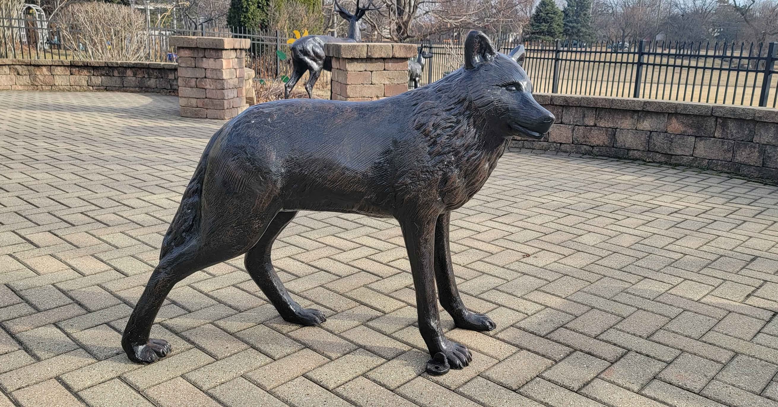 Luis Viramontes Facebook ad: 42 Wolf walking Cast Aluminum Metal Art. Will never Rust…