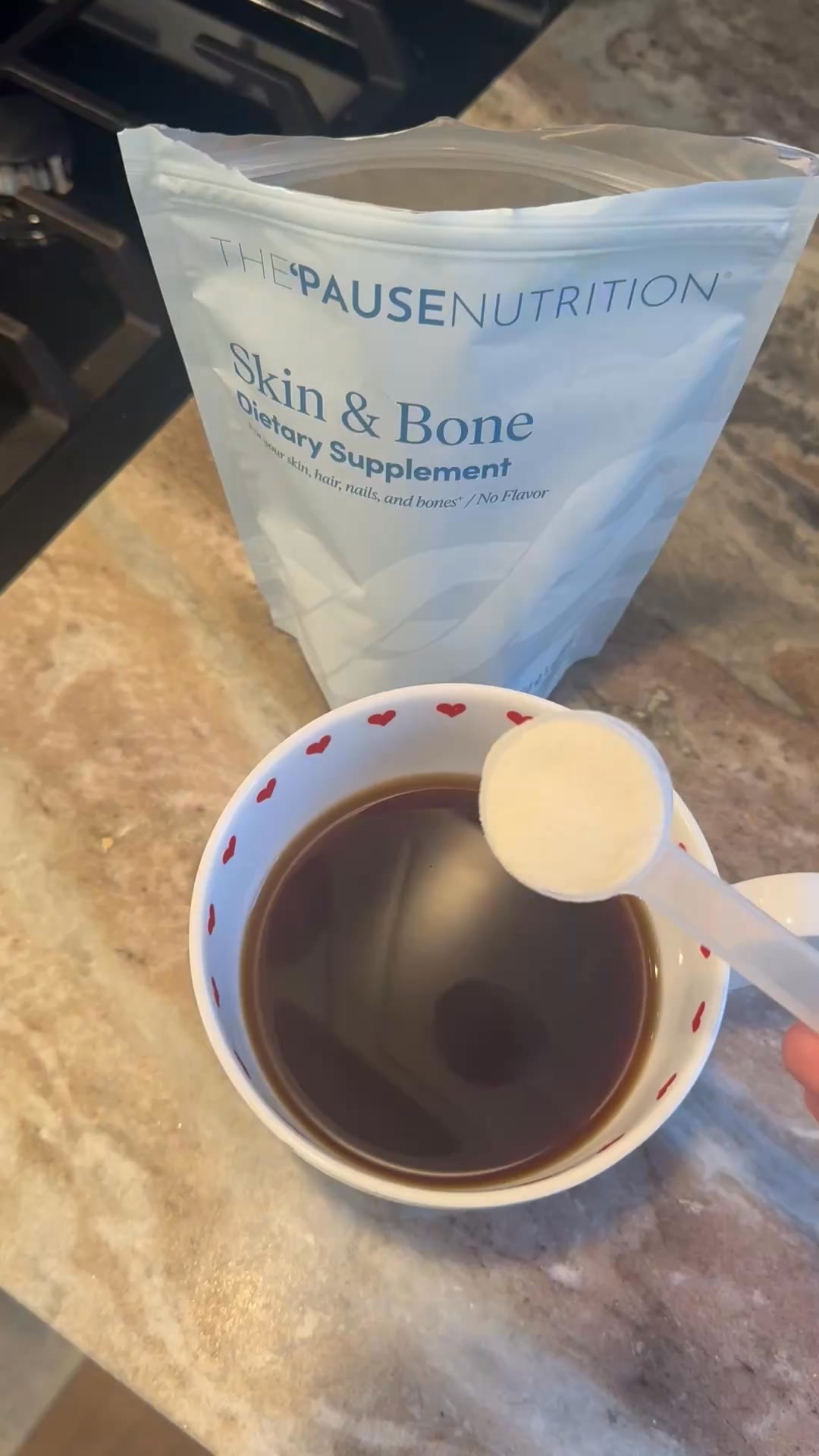 The Pause Life by Dr. Mary Claire Haver Facebook ad: Easy-Dissolve Collagen That Works