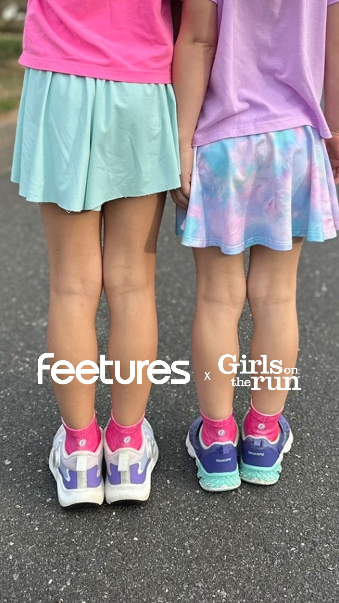 Feetures Facebook ad