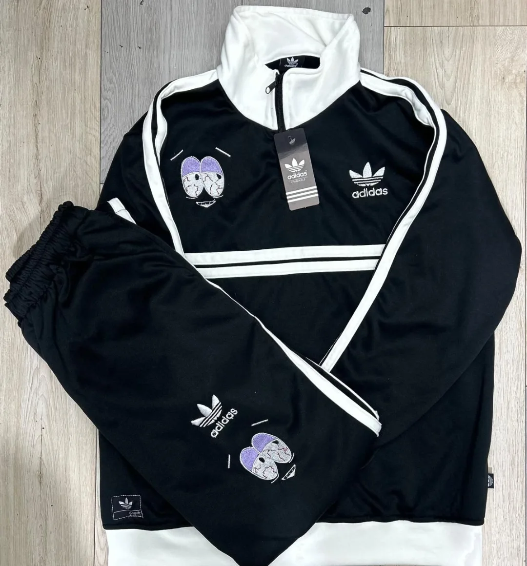 Nicol's Online Group Facebook ad from Jan 26, 2026
