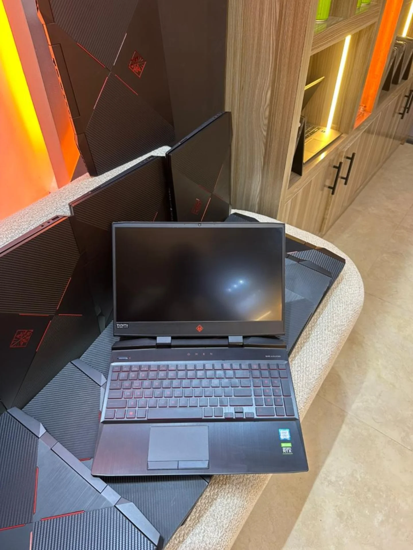 Mpemba Store Facebook ad: HP OMEN 15 (2019/2020)