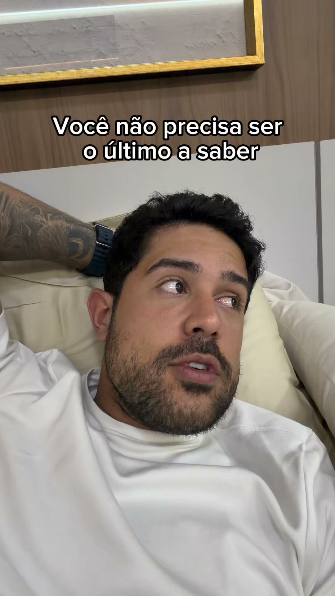 Nova AI Chatbot Facebook ad: Rastreando qualquer pessoa!