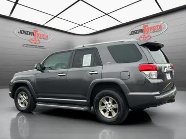 Troy Tarlton Facebook ad: 2011 Toyota 4Runner SR5 4WD