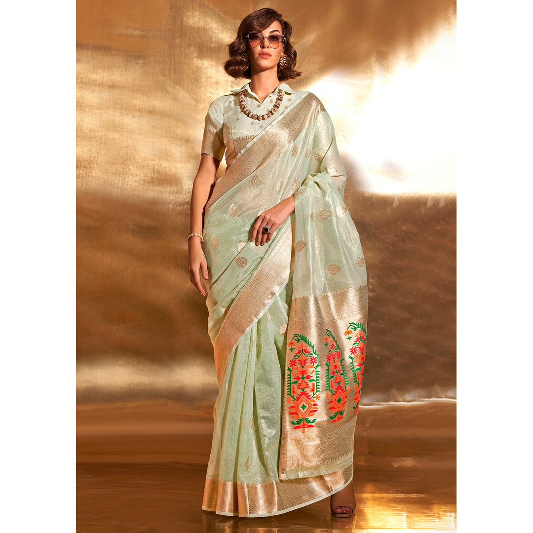 SarvatiOfficial Facebook ad