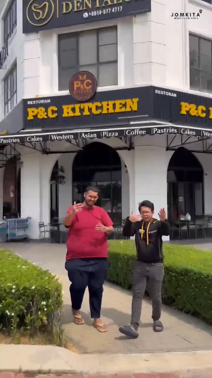 PnC Kitchen Facebook ad: Serius. jangan tengok post ni kalau korang tengah lapar.
