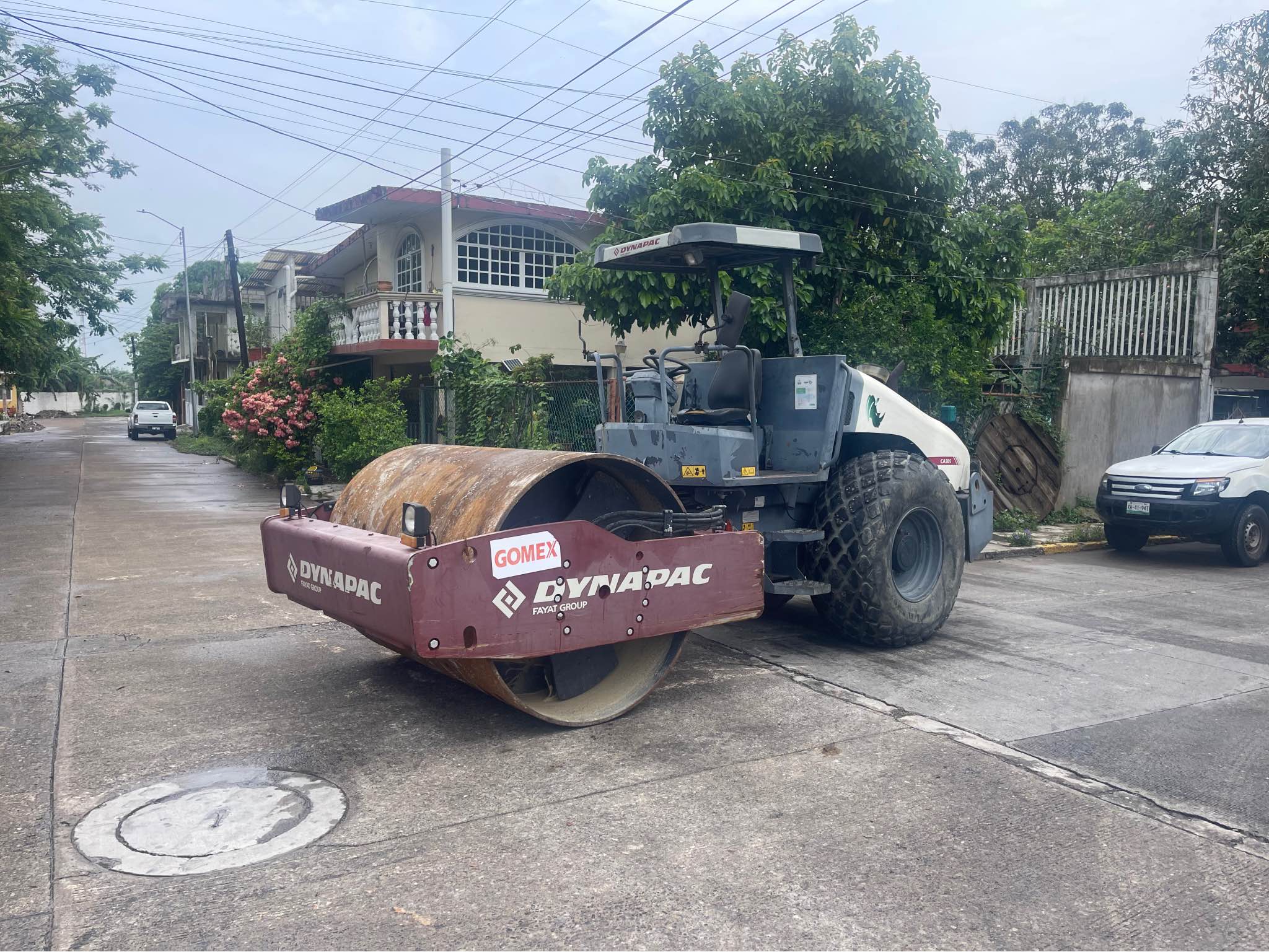 Francisco Gomez Facebook ad: Dynapac Vibrocompactador