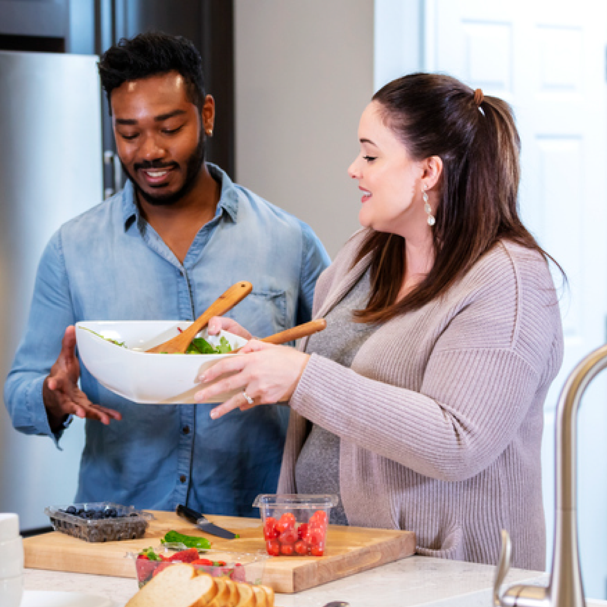 Alton Memorial Hospital Facebook ad: Need help losing weight?