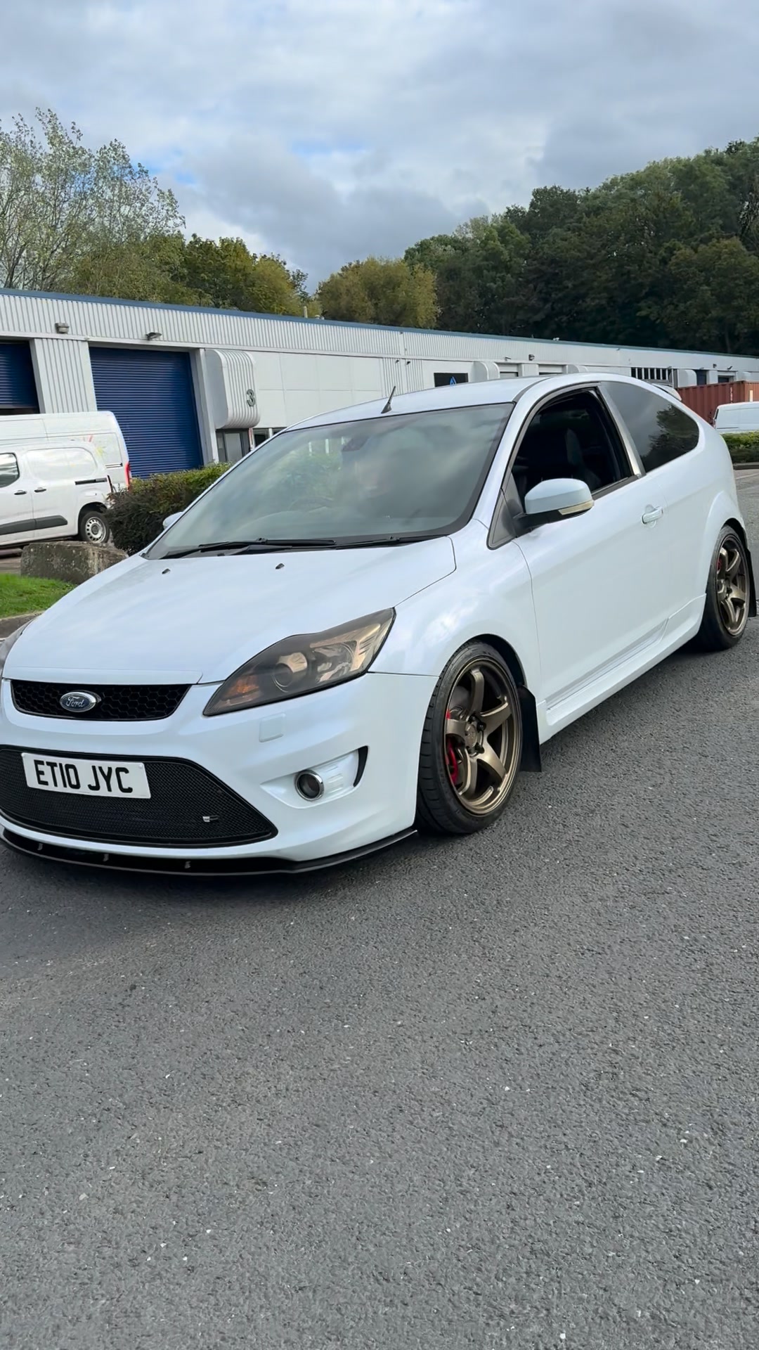 Redline Competitions Facebook ad: Take a look around this Ford Focus ST!
