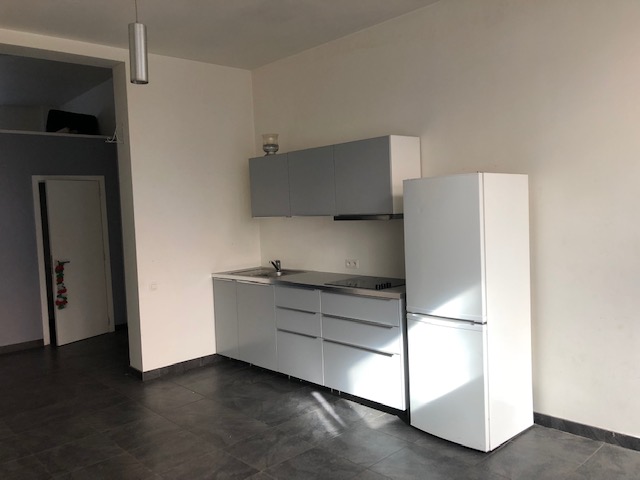 Immeuble de 9 studios A Vendre à Namur Facebook ad: A VENDRE Immeuble de rapport 9 studios …