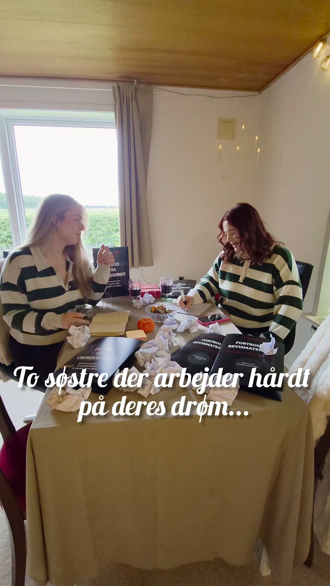 KrimiMappen - Mordmysterier & Krimispil Facebook ad: Klar til jeres næste eventyr? Find jeres sag i dag