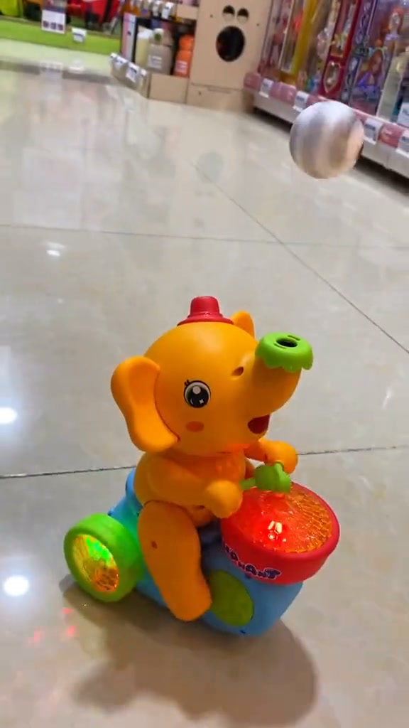 Lomali Facebook ad: L'éléphant qui occupe bébé 20 min