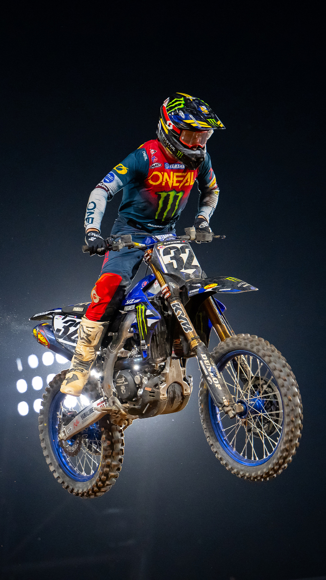 MXstore Facebook ad