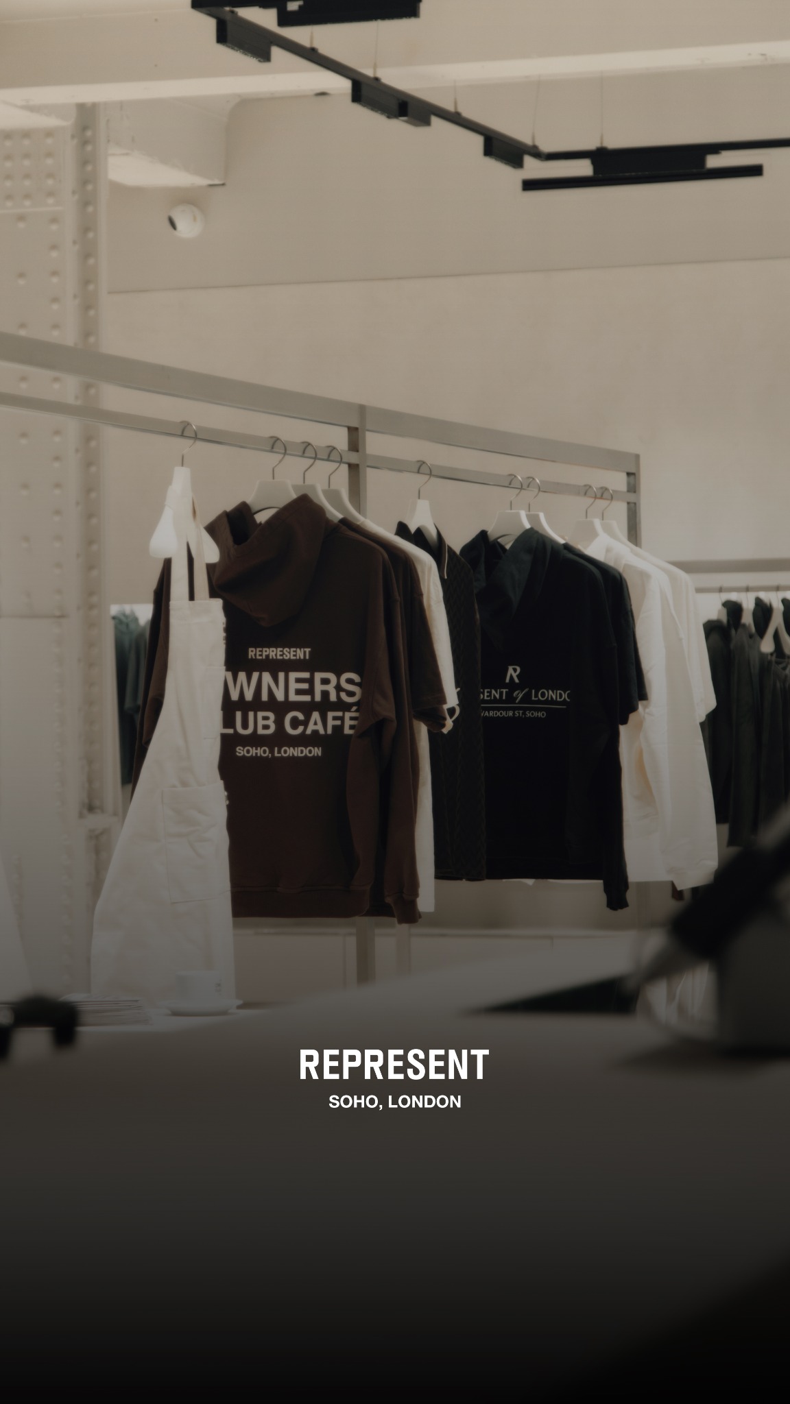 Represent Clo Facebook ad