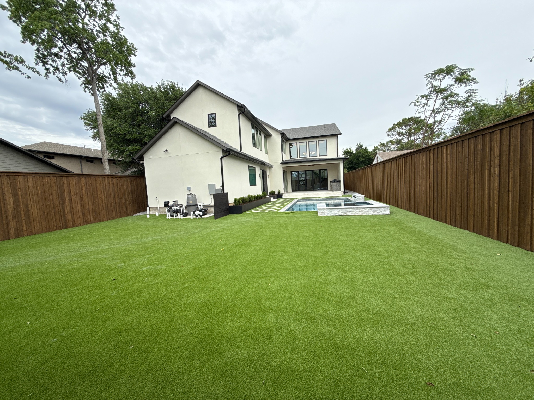 Texas Turf Pros Facebook ad