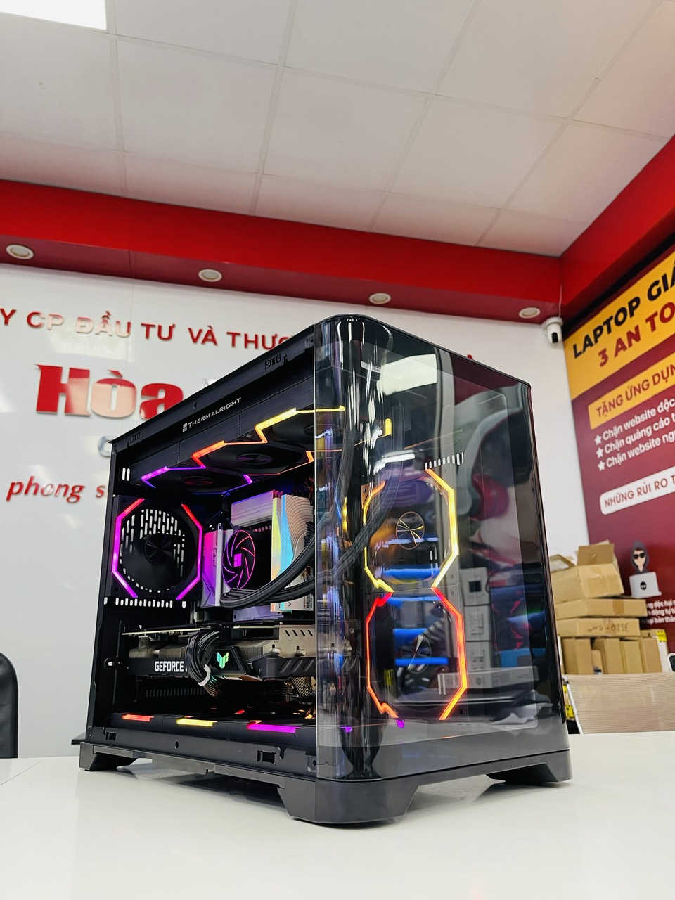 Hòa Bình Computer Facebook ad: Cập Nhật Xu Hướng Case Máy Tính Cho…