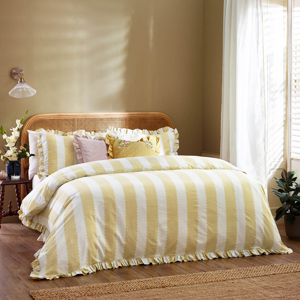 Furn. Facebook ad: Experience ultimate comfort with signature bedding.