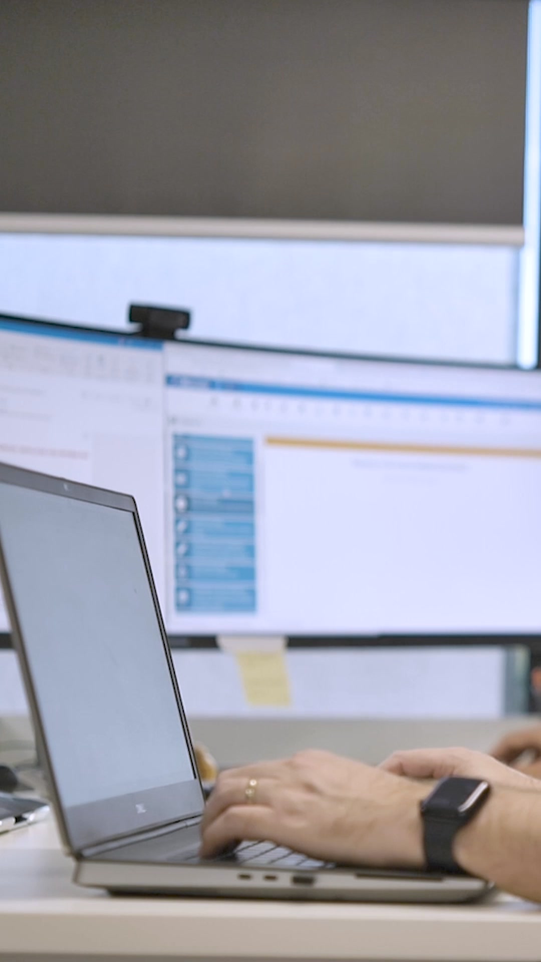 Ascora Facebook ad: Streamline Your Workflow With Ascora