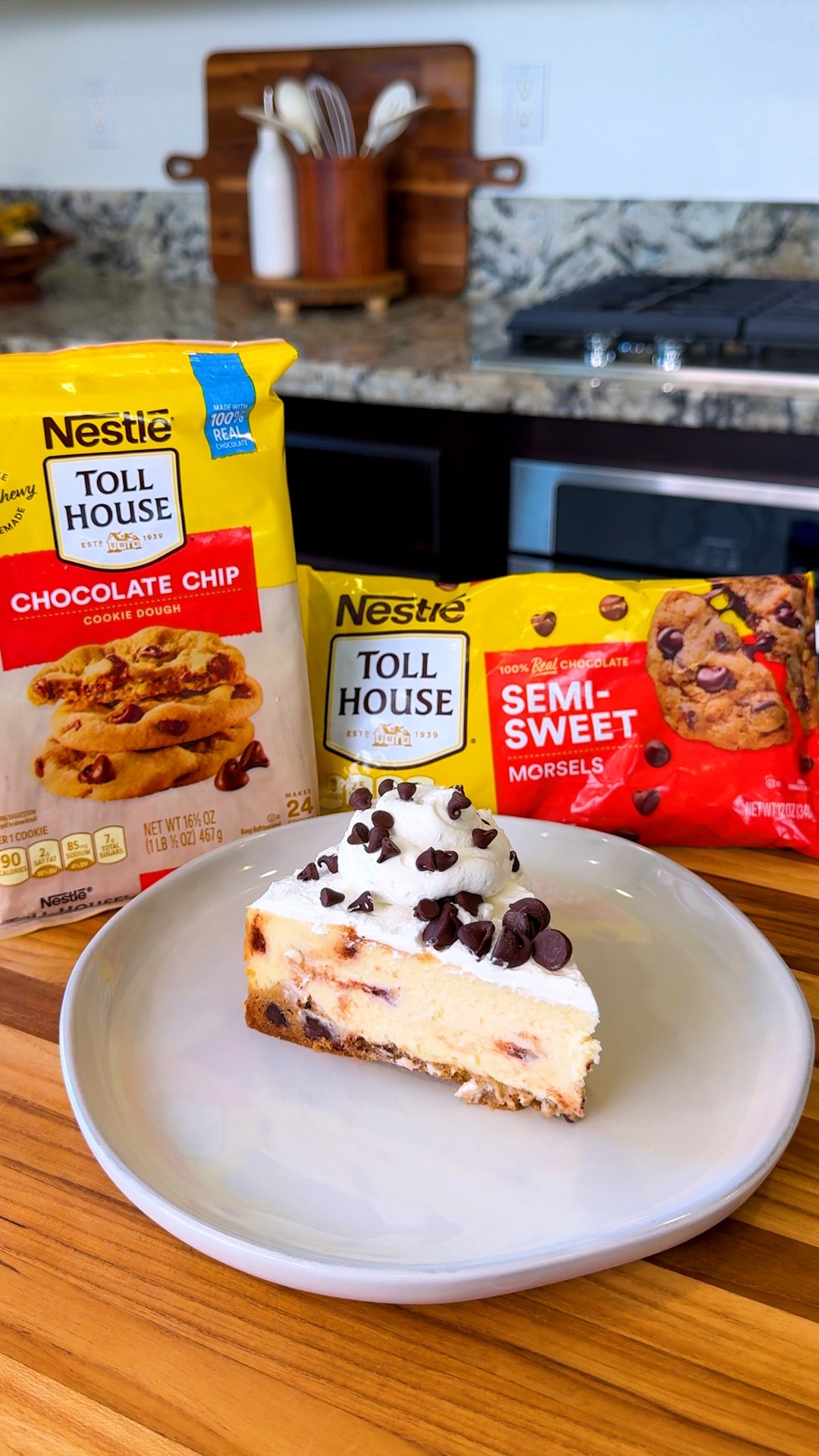 Nestle Toll House Facebook ad: Magic in every bite!