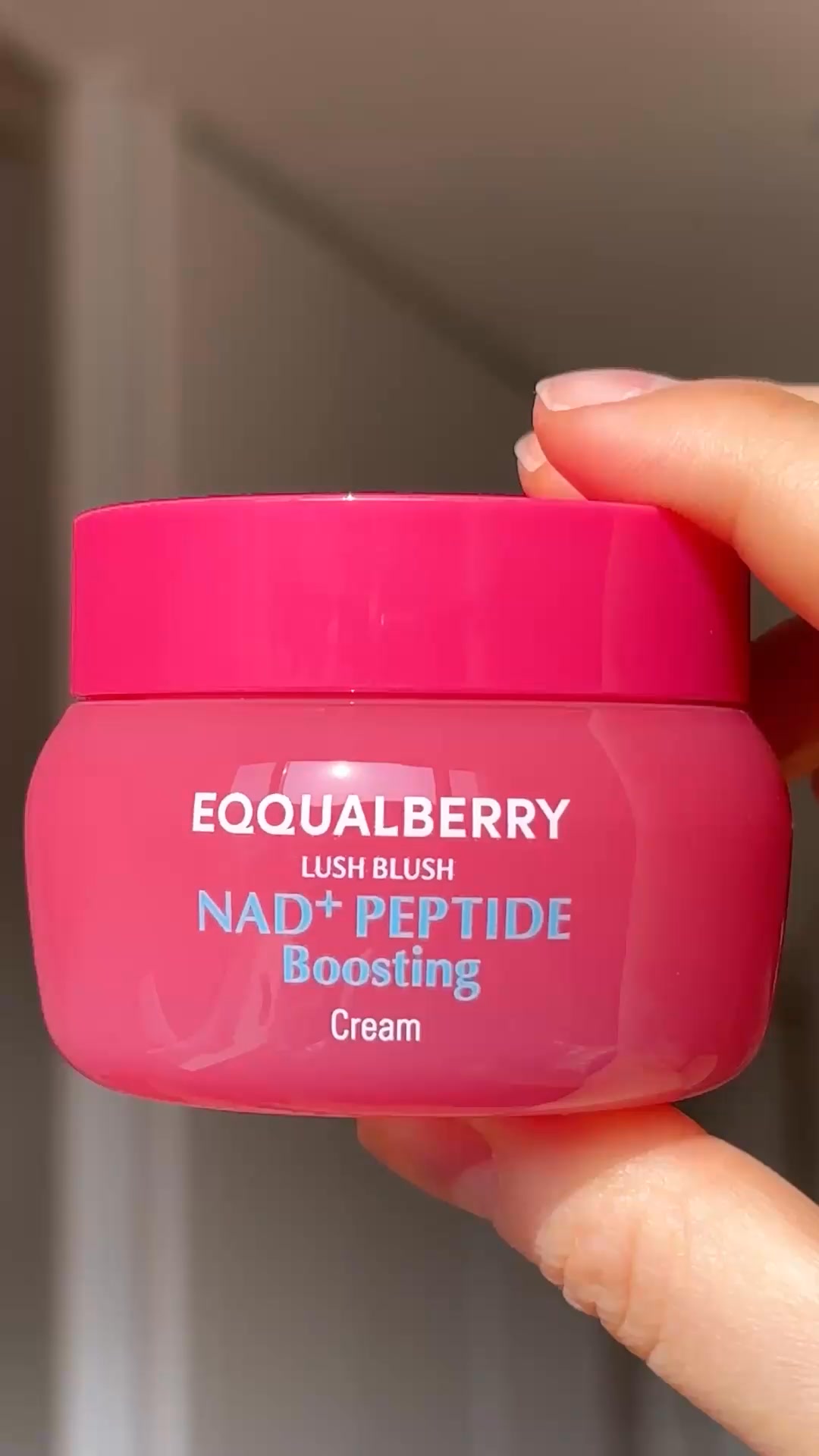 Eqqualberry-Global Facebook ad: The A-List Secret to a Visible Lift & Bounce